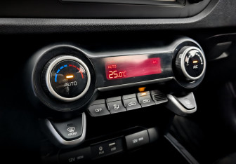 Подержанный автомобиль Kia Rio Hatchback 2019 года (25 фото)