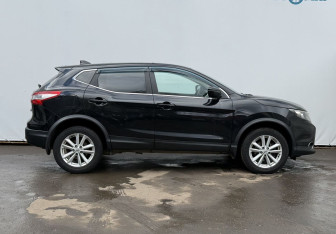Подержанный автомобиль Nissan Qashqai 2018 года (4 фото)