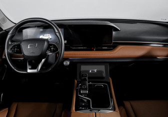Подержанный автомобиль FAW Bestune T99 2022 года (12 фото)