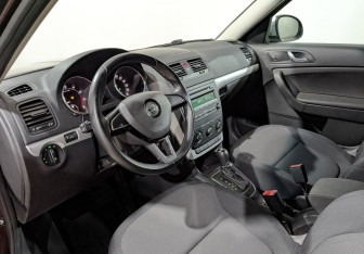 Подержанный автомобиль Skoda Yeti 2014 года (14 фото)
