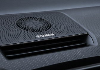 Подержанный автомобиль Zeekr X 2023 года (16 фото)