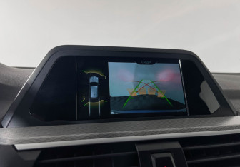 Подержанный автомобиль BMW X3 2018 года (19 фото)