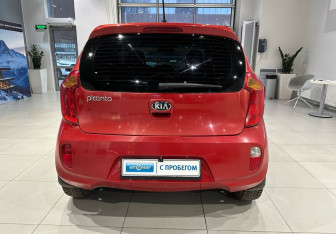 Подержанный автомобиль Kia Picanto 2014 года (5 фото)