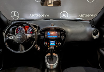 Подержанный автомобиль Nissan Juke 2017 года (14 фото)