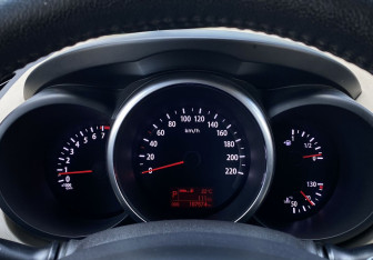 Подержанный автомобиль Kia Soul 2011 года (21 фото)