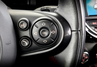 Подержанный автомобиль MINI Hatch 2021 года (27 фото)