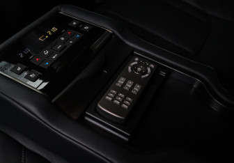 Подержанный автомобиль Lexus LX 2018 года (9 фото)