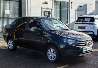 Подержанный автомобиль LADA (ВАЗ) Granta Sedan 2023 года (3 фото)