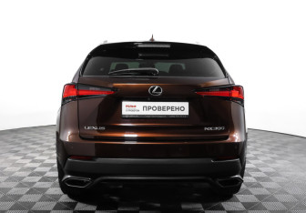 Подержанный автомобиль Lexus NX 2019 года (6 фото)