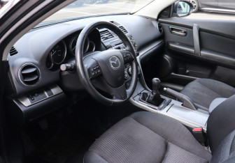Подержанный автомобиль Mazda 6 Sedan 2011 года (7 фото)