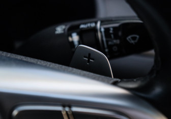 Подержанный автомобиль Kia K900 2019 года (31 фото)