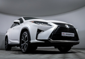 Подержанный автомобиль Lexus RX 2017 года (19 фото)