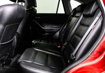 Подержанный автомобиль Mazda CX-5 2016 года (13 фото)