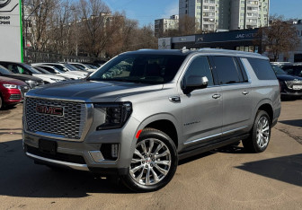 Подержанный автомобиль GMC Yukon 2023 года (1 фото)
