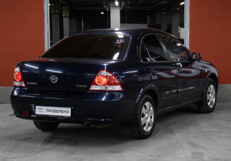 Подержанный автомобиль Nissan Almera Classic 2011 года (5 фото)