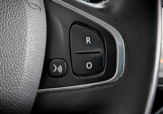 Подержанный автомобиль Renault Kaptur 2017 года (28 фото)