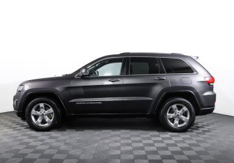 Подержанный автомобиль Jeep Grand Cherokee 2014 года (8 фото)