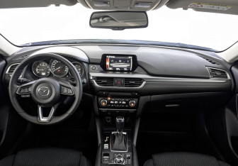Подержанный автомобиль Mazda 6 Sedan 2018 года (14 фото)