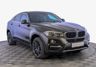 Подержанный автомобиль BMW X6 2016 года (3 фото)
