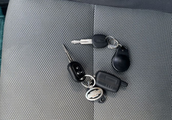 Подержанный автомобиль Chevrolet Lacetti Sedan 2008 года (16 фото)