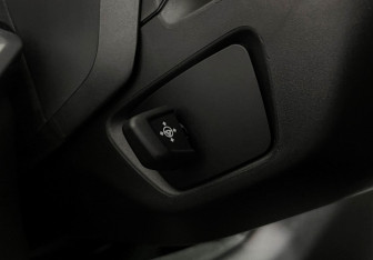 Подержанный автомобиль BMW X5 2024 года (25 фото)