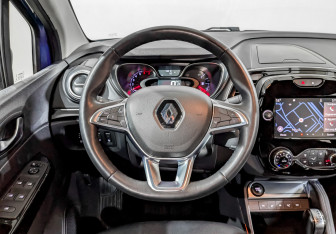 Подержанный автомобиль Renault Kaptur 2020 года (21 фото)