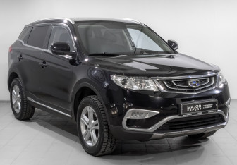 Подержанный автомобиль Geely Atlas 2018 года (3 фото)