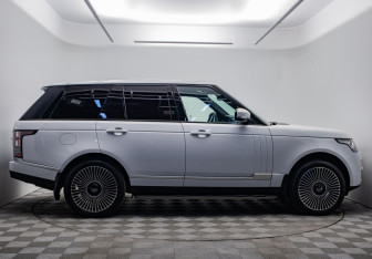 Подержанный автомобиль Land Rover Range Rover 2014 года (4 фото)