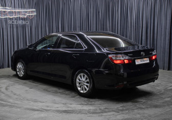 Подержанный автомобиль Toyota Camry Sedan 2015 года (7 фото)