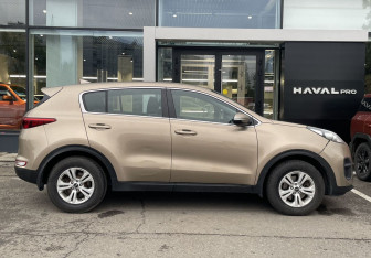 Подержанный автомобиль Kia Sportage 2018 года (4 фото)