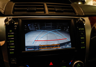 Подержанный автомобиль Toyota Camry Sedan 2013 года (15 фото)