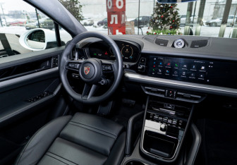 Новый Porsche Cayenne 2025 (18 фото)