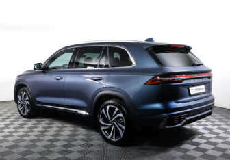 Подержанный автомобиль Geely Monjaro 2023 года (7 фото)