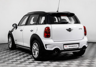 Подержанный автомобиль MINI Countryman 2016 года (7 фото)