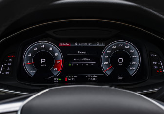 Подержанный автомобиль Audi A7 2021 года (13 фото)