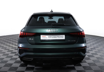 Подержанный автомобиль Audi A3 Hatchback 2021 года (6 фото)