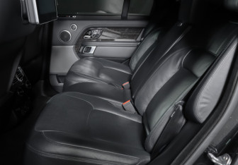 Подержанный автомобиль Land Rover Range Rover 2018 года (10 фото)