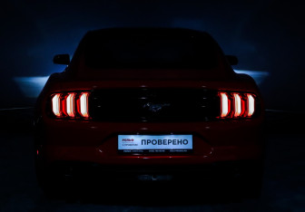 Подержанный автомобиль Ford Mustang Coupe 2018 года (20 фото)
