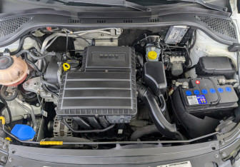 Подержанный автомобиль Skoda Rapid Liftback 2019 года (9 фото)