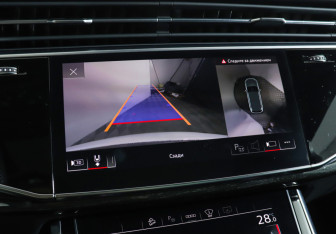 Подержанный автомобиль Audi Q7 2021 года (23 фото)