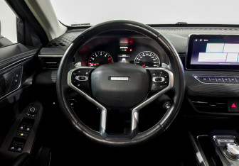 Подержанный автомобиль Haval Jolion 2022 года (18 фото)