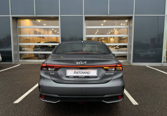 Новый Kia K3 Sedan 2025 (13 фото)