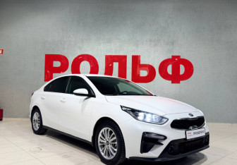 Подержанный автомобиль Kia Cerato Sedan 2020 года (2 фото)