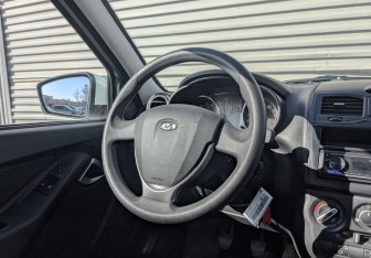 Подержанный автомобиль LADA (ВАЗ) Granta Sedan 2023 года (26 фото)