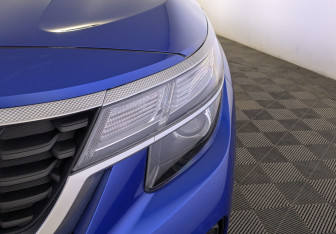 Подержанный автомобиль Kia Seltos 2021 года (11 фото)