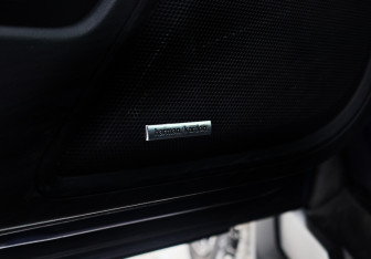 Подержанный автомобиль Subaru Outback Wagon 2022 года (16 фото)