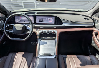 Подержанный автомобиль Exeed TXL 2024 года (14 фото)