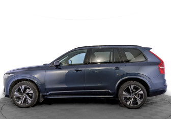 Подержанный автомобиль Volvo XC90 2020 года (8 фото)