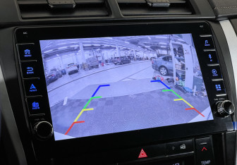 Подержанный автомобиль Toyota Camry Sedan 2017 года (14 фото)