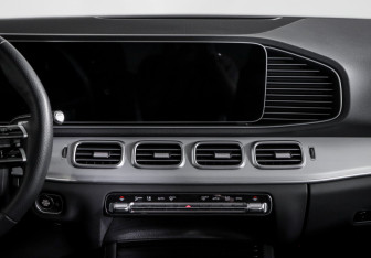 Подержанный автомобиль Mercedes-Benz GLE 2024 года (13 фото)